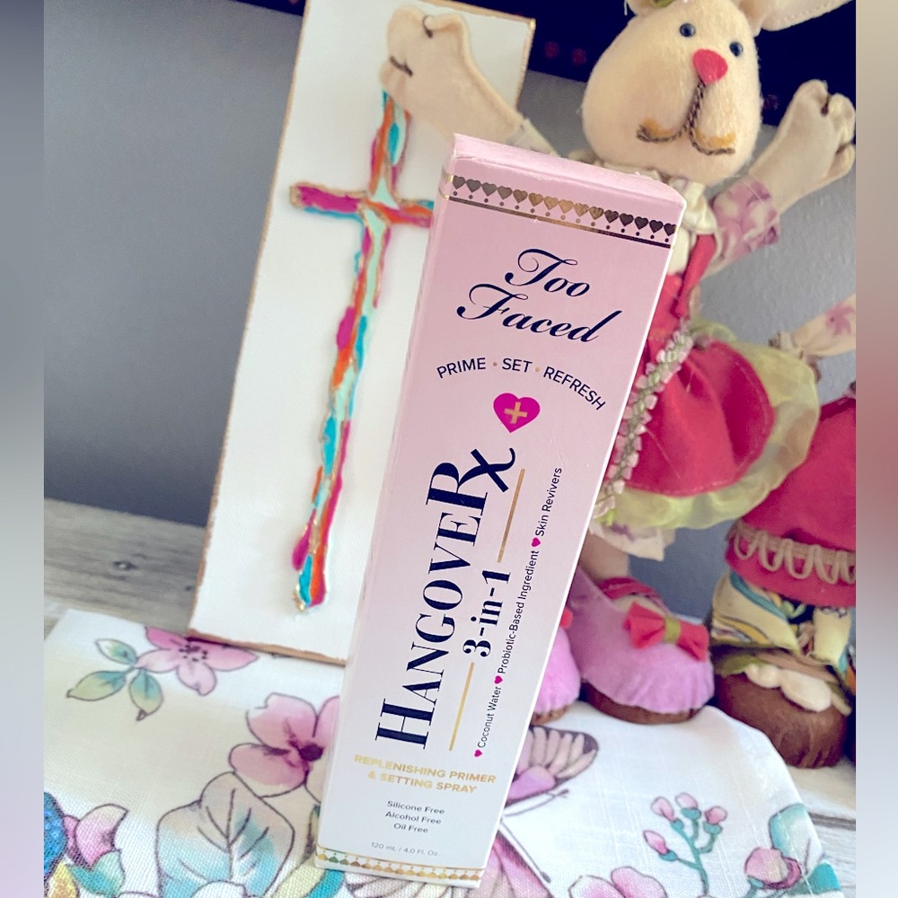 Too Faced Hangover 3-in-1 Replenishing Primer & Setting Spray ✨ 4.0 oz